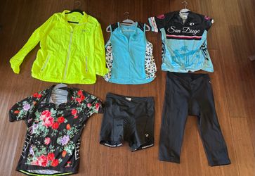 Women’s Cycling Jersey Bundle (apparel)