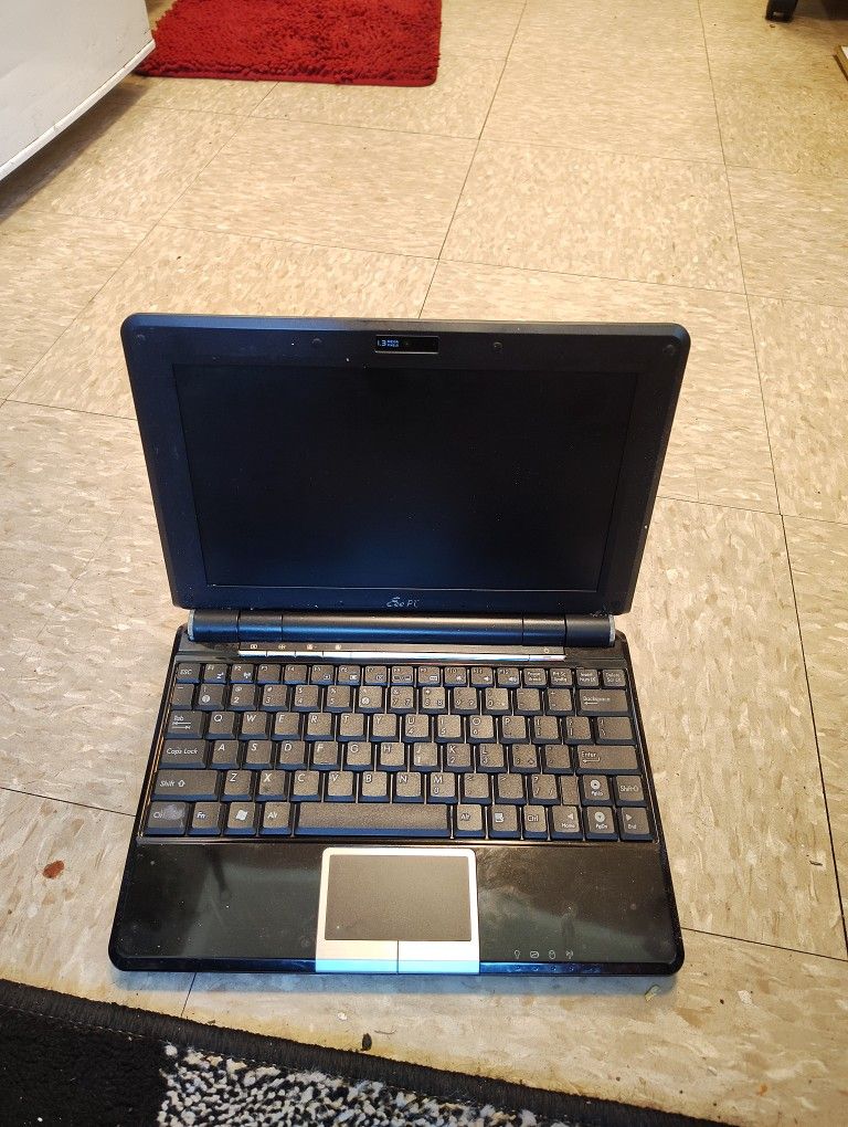 Black Eee Netbook Mini Laptop