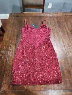 New Burgundy Dress 👗 Small
