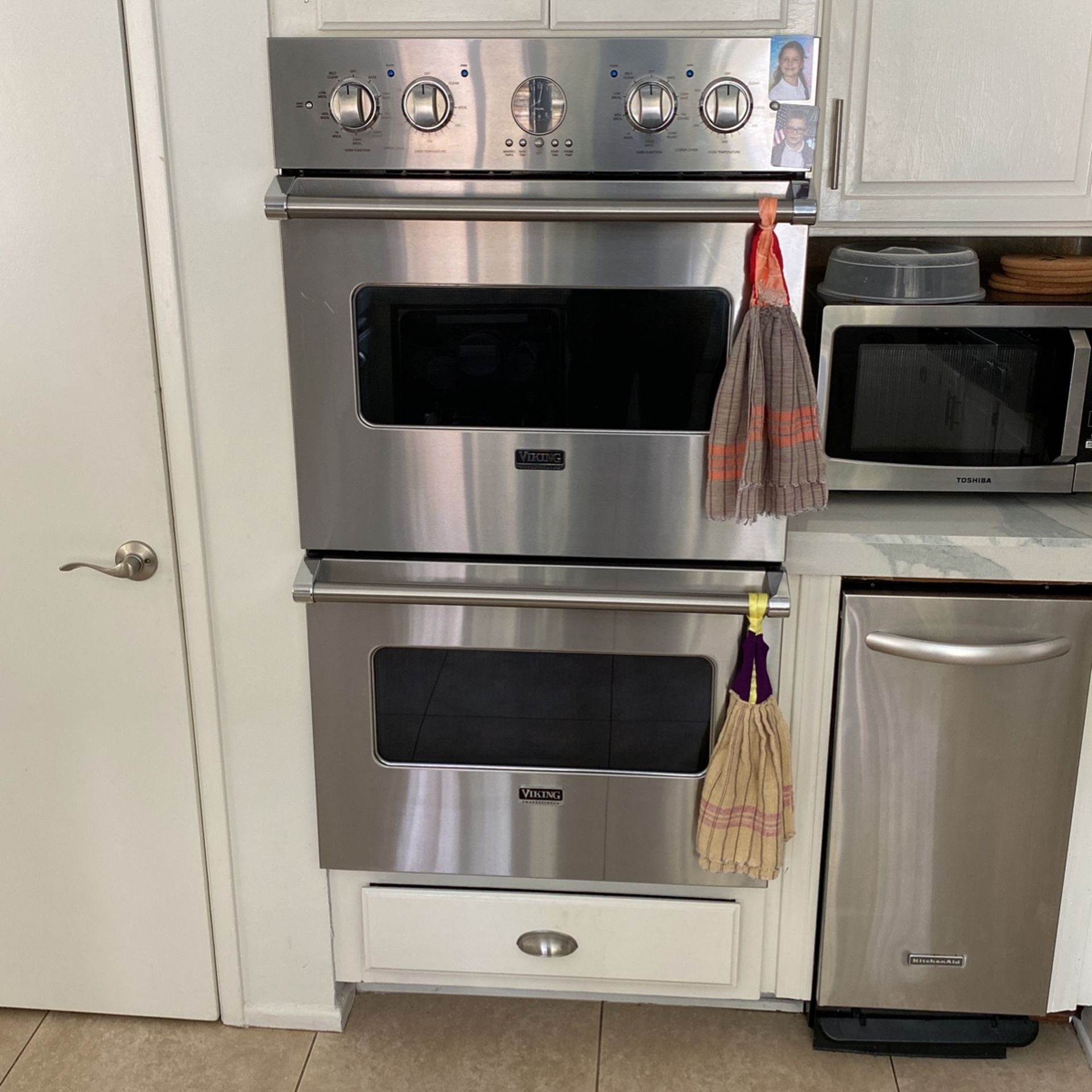Viking Double Oven In Good Condition for Sale in Long Beach, CA OfferUp