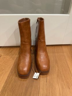 Size 11 Maurices Tan Brown Square-Toe Heeled Boots