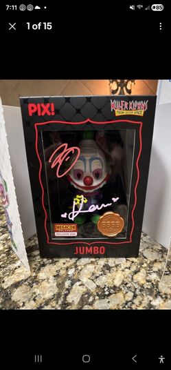 Thrilljoy PIX! Killer klowns from outer space