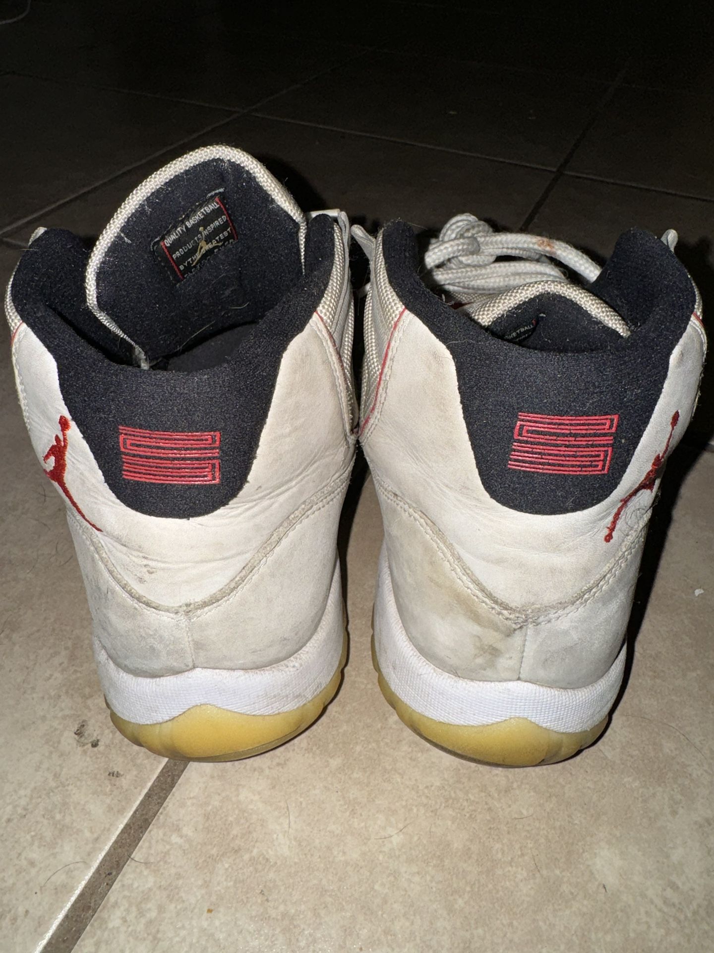 Jordan 11 'Platinum Tint'