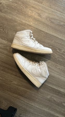 Air Jordan 1 mid