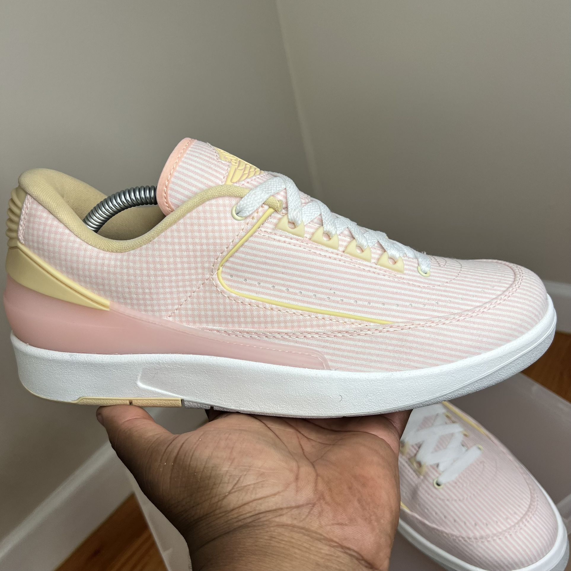 Air Jordan 2 Retro Low “Seersucker” DX6930 600 Size 9.5M/11W