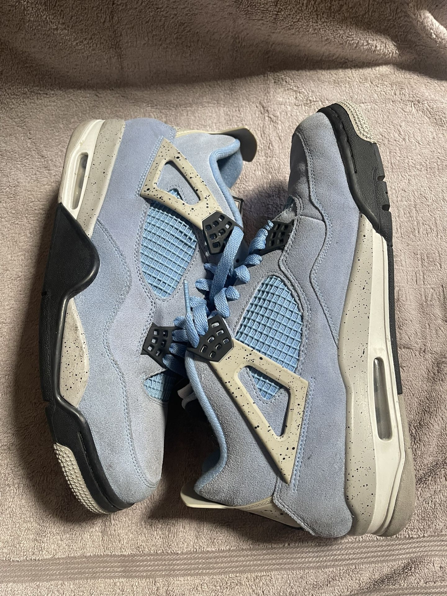 Air Jordan 4 Retro 