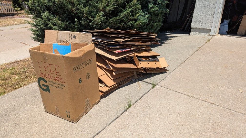 FREE CARDBOARD BOXES - FOR MOVING OR RECYCLING