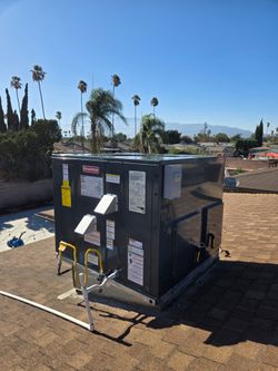 Goodman Rooftop Package HVAC Unit 3-5 Ton