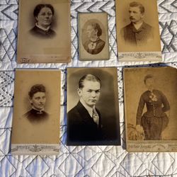 18 Antique Portraits 