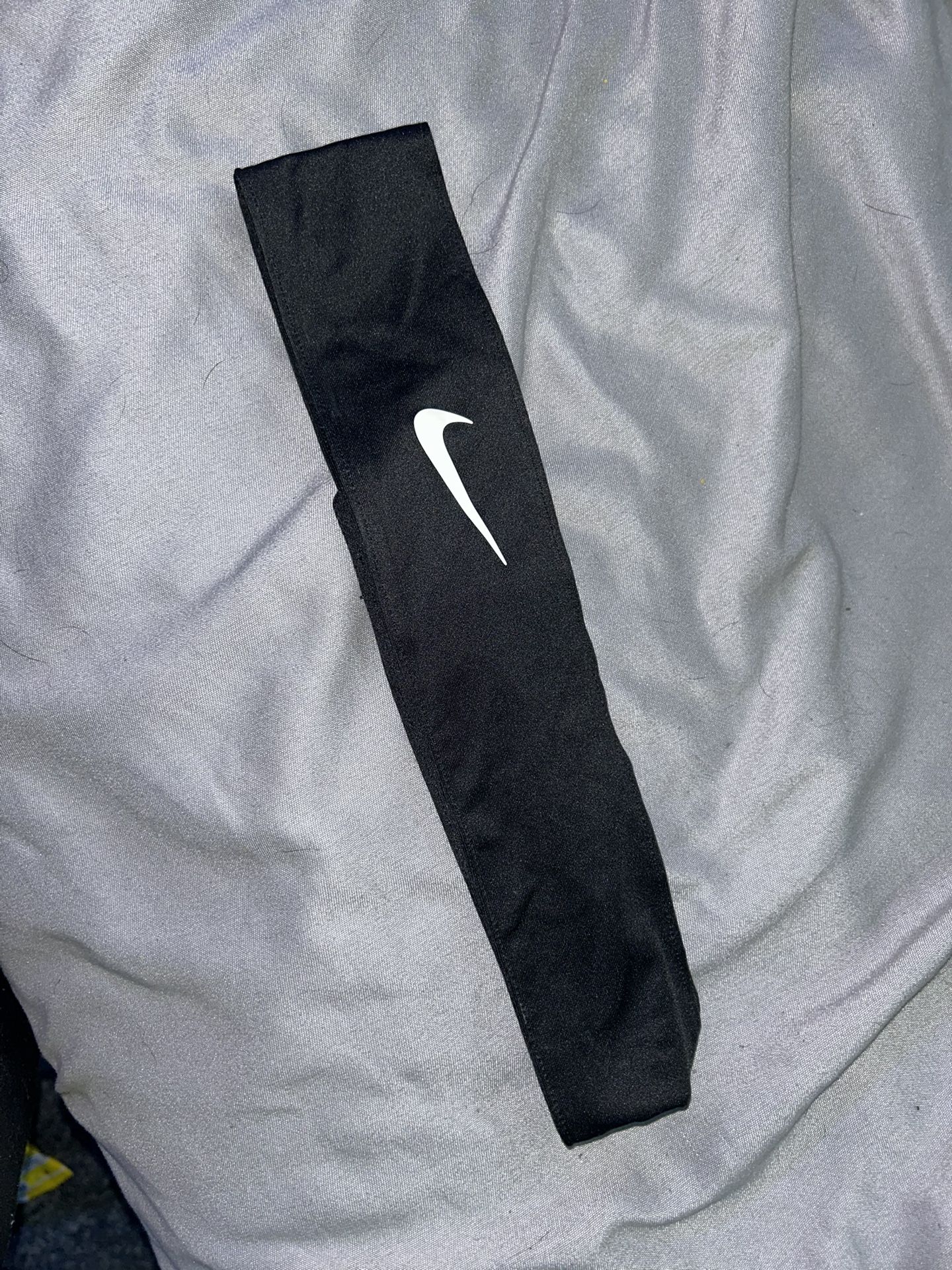 Nike headband