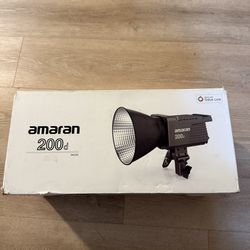 Amaran 200d (5600K) – Powerful 200W Daylight LED | Like New