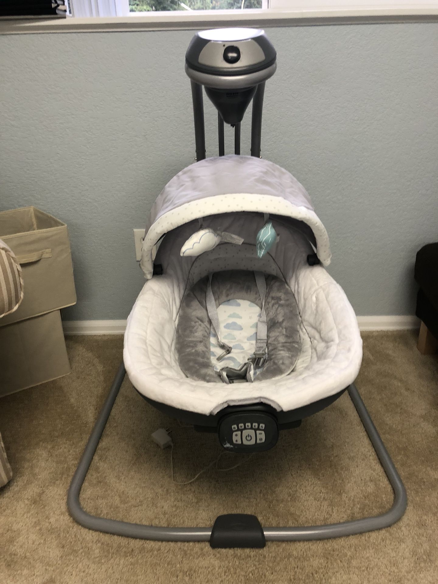Grace baby swing, like new condition