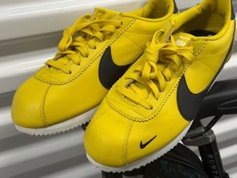 Nike Classic Cortez Premium in "Bright Citron"