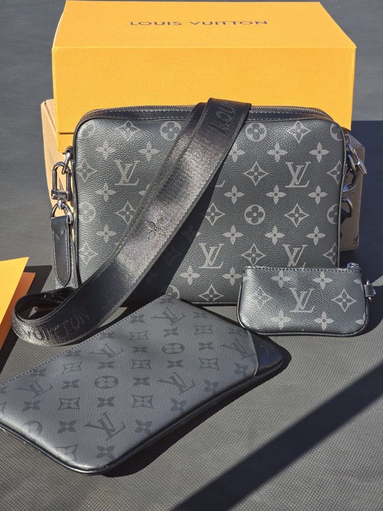 Louis Vuitton Shoulder Bag Monogram 