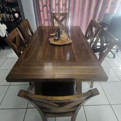 Acorn Cottage Brown 7 Pc Dining Room 