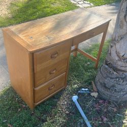 Free Wood desk