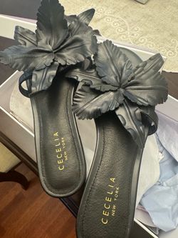 Cecelia New York Black Leaf Slide Sandals