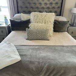 Queen bed frame with queen bed And box spring