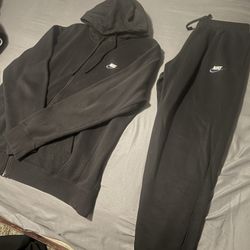 Men’s Sweatsuit