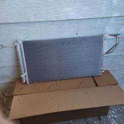 2012 Hyundai Azera Air Condenser