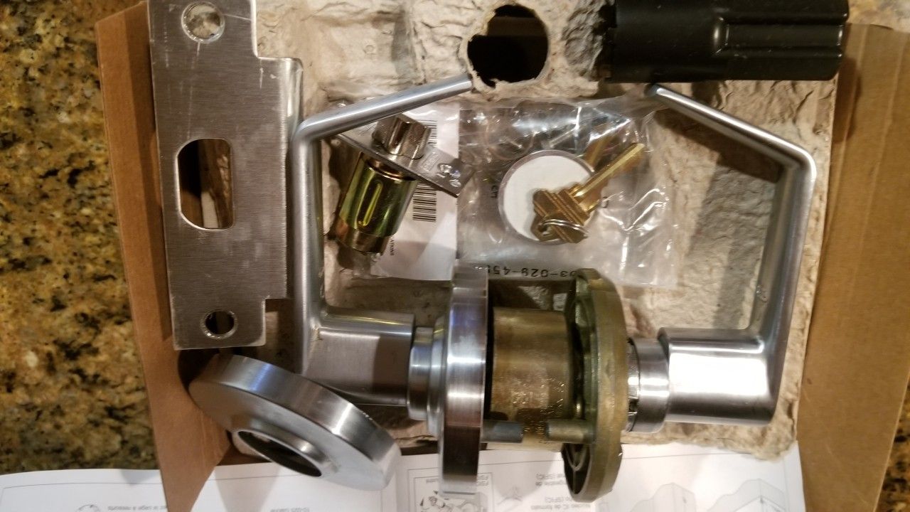 Schlage Passage Knob Lock P513-710