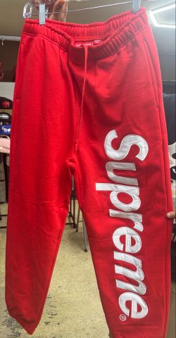 Supreme sweats all sizes