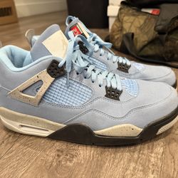 Nike Air Jordan Retro 4 UNC Men’s Size 12