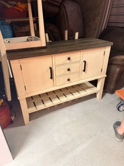 Entry table