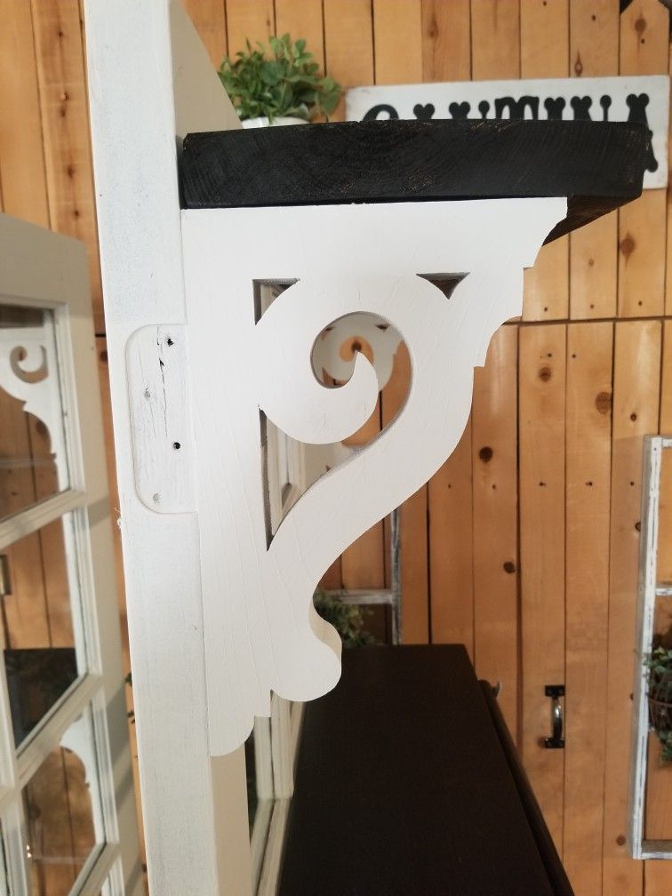 Displaying Shelves
