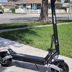 .Apollo Phantom-V2 Electro-Scooter 