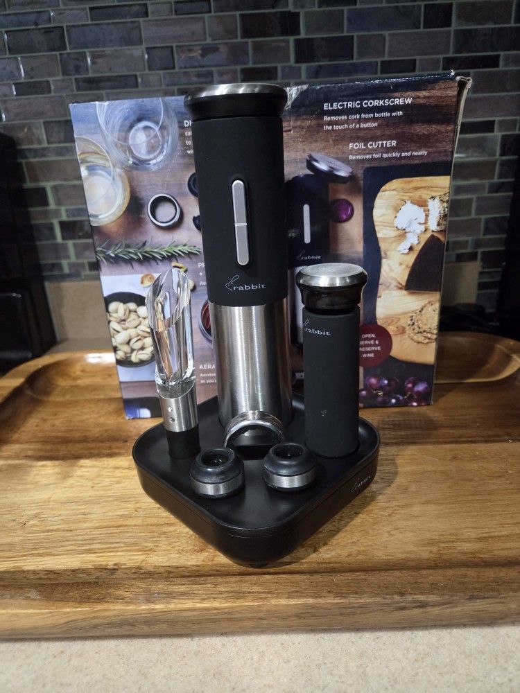 Rabbit Electric Wine Opener Gift Set – Complete 🍷