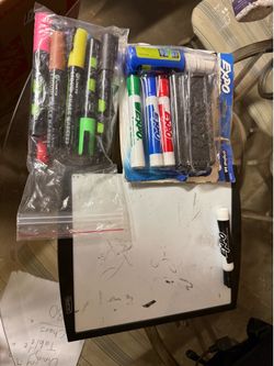 Dry erase set + liquid chalk markers