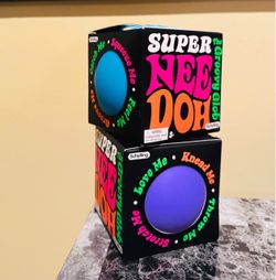 NeeDoh The Groovy Glob  Schylling Stress Ball Squishy Fidget Toy NEW Sealed