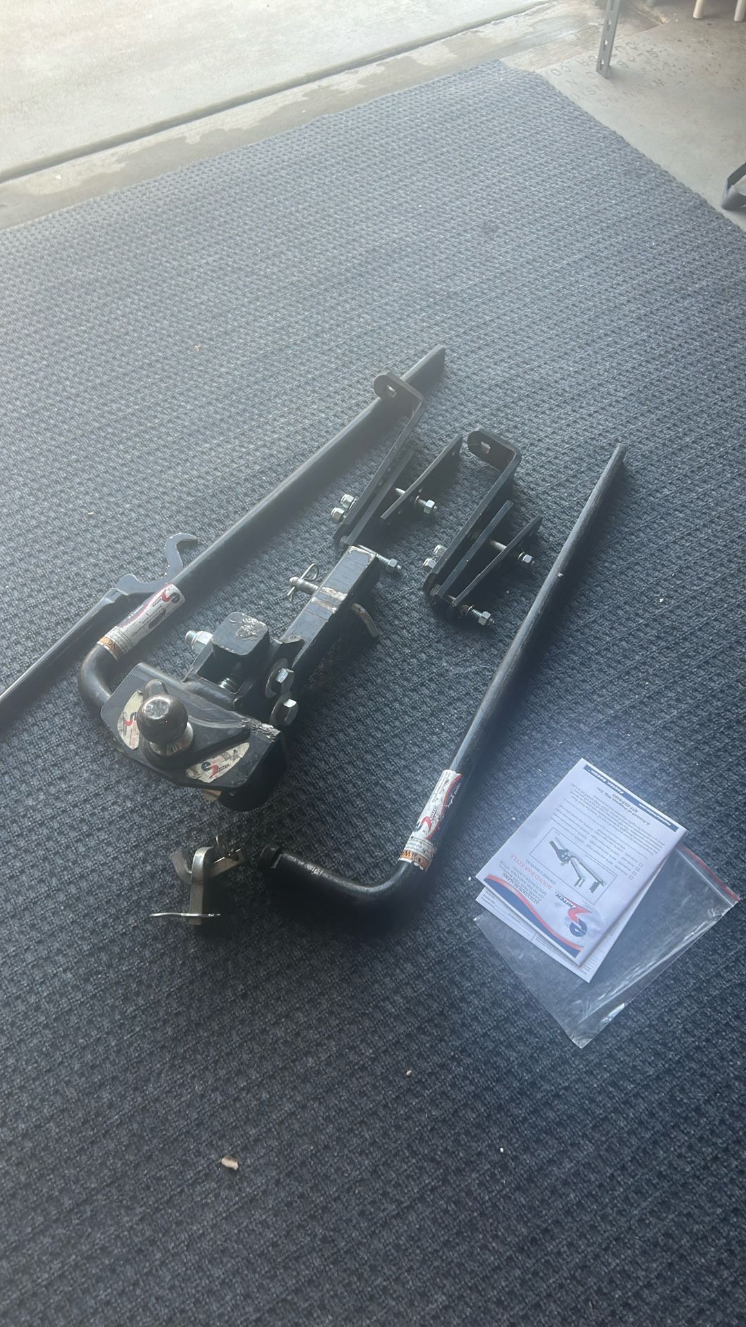 E2 Hitch 1,0001b Max Tongue Weight With Pre - Installed Hitch Ball