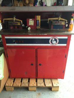 Blademaster skate sharpener