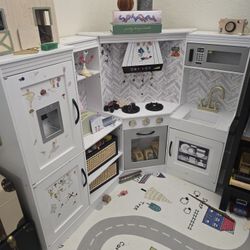 Kids Kitchen