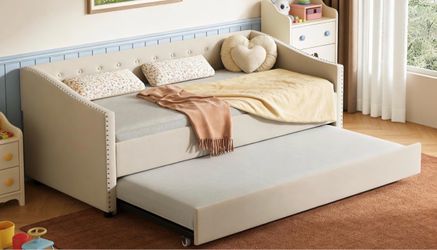 Daybed with Trundle