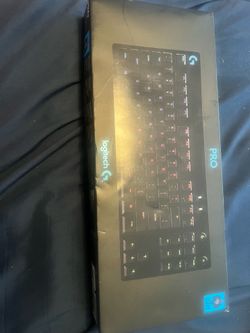 Logitech G PRO Mechanical Gaming Keyboard, Ultra Portable Tenkeyless Design, Detachable Micro USB