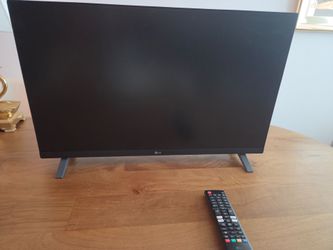 27 LG Smart TV