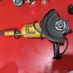 DEWALT 15 AMO Corded 7 in. Angle Grinder