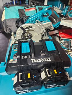 Makita 36V Circular Saw with DC18RD Dual Charger and Two 18V 5.0Ah Batteries new