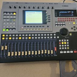 YAMAHA AW4416 Audio Workstation Eith Cdrom Accessory