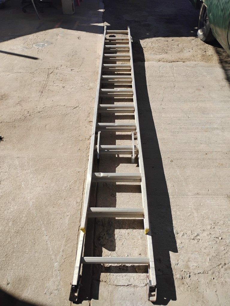 24' Extension Ladder