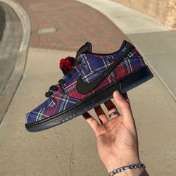 Nike SB Dunk Low Nardwuar
