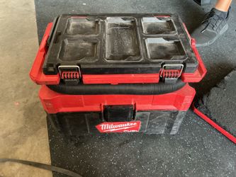 Milwaukee m18 packout wet/dry vac