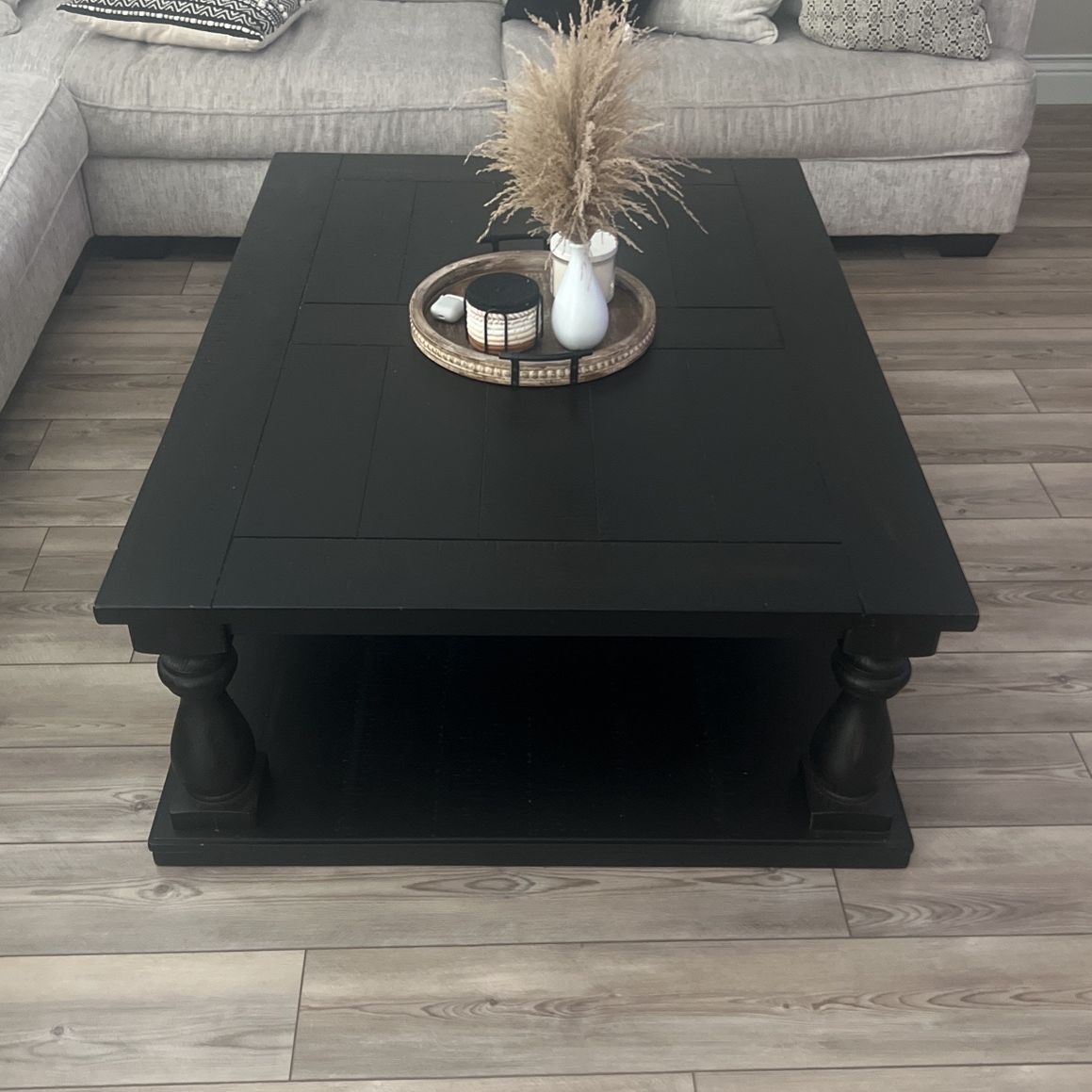 Mallacar coffee Table