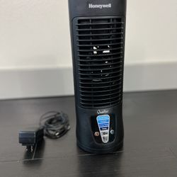 Honeywell QuietSet Mini Tower Oscillating Table Fan for Sale in Portland,  OR - OfferUp
