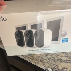 Arlo Essential Outdoor Camera