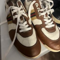 Gucci Shoes 