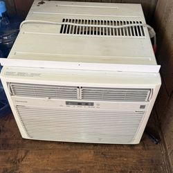 Frigidaire 15,000 BTU Window Air Conditioner 
